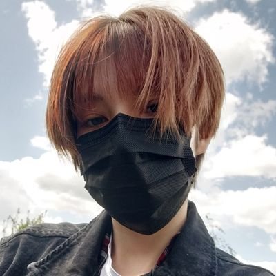 fake ginger & art student 🌈
le cauchemar des mecs cis (feminist and non binary)
semi priv (mutus only) : @twinkywinkie_