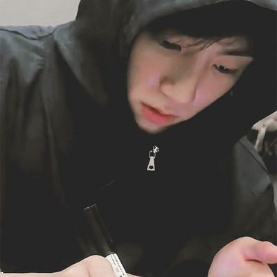 jeongkoozz's profile picture. vote acc. main @peachskook