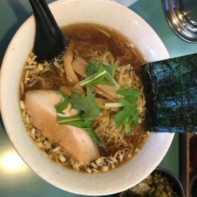 鍵アカをフォローしてくれない人へ、何か言いたいことがあるときに書くだけの自分勝手なアカウント 年収2000万円以上くれないと言うことききません 本アカ @arismusen Reality:ありさ INTP-A