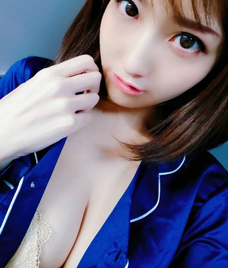 Vibt54732's profile picture. 美人の独身女性で、今彼氏を探しているのです☆ フォーしてくれたら、写真送ってあげる～