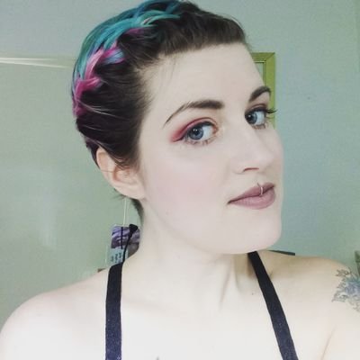 (She/her) Engineer that cycles everywhere. ChemEng/HVAC. Talk to me about saving the planet, politics, books, Xbox or nerd out about engineering! 🛠💙🌱🌍