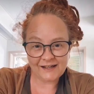 👩🏽💻 Sarpsborg, Norway 🙋🏽♀️ Age 41 💙 Married 18 years 👨👩👧👦 Mother of two (16&18) 🏒 Hockeymom 👵🏼 Bonus grandmother of three (1&1&5)