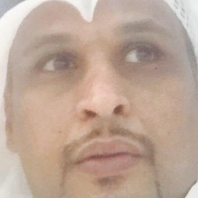احرص على امك تراها ثمينه**لوتجمع كنوز الكون ماتلحق ثمنها