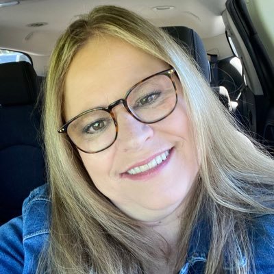 TeasleyLisa's profile picture. Believer, Wife, Mother, Spanish Educator, Sports follower, Music lover