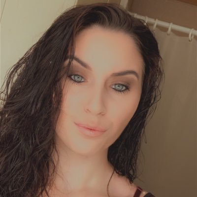 payneharleigh's profile picture. Mama to Landin