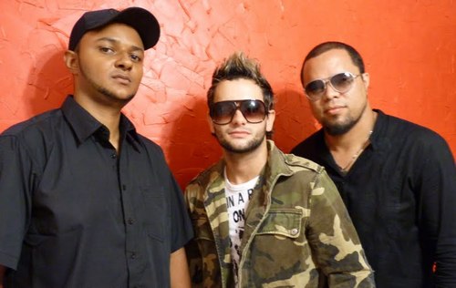 Projeto Trio Brafic  é Sinônimo de companheirismo e compromisso onde existirá sempre troca de Ideias e a importância da amizade na musica .