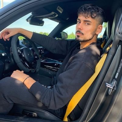 HENRY5O's profile picture. “𝒊 𝒍𝒊𝒌𝒆 𝒔𝒊𝒎𝒑𝒍𝒆 𝒕𝒉𝒊𝒏𝒈𝒔, 𝒂 𝒈𝒐𝒐𝒅 𝒄𝒐𝒏𝒗𝒆𝒓𝒔𝒂𝒕𝒊𝒐𝒏, 𝒃𝒆𝒊𝒏𝒈 𝒂𝒍𝒐𝒏𝒆, 𝒐𝒓 𝒘𝒊𝒕𝒉 𝒔𝒐𝒎𝒆𝒃𝒐𝒅𝒚 𝒘𝒉𝒐 𝒖𝒏𝒅𝒆𝒓𝒔𝒕𝒂𝒏💎✨