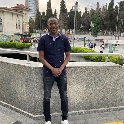 derrickrotta's profile picture. Lose ur shit tomor today is no day to FALL✊