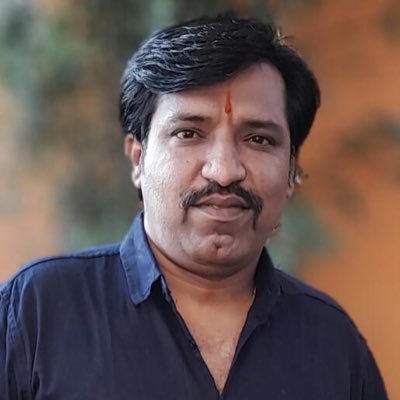 SumitGandhi7744's profile picture. अपने लिये तो सब जीतें है , अब दूसरों के लिये भी जिया जायें ।