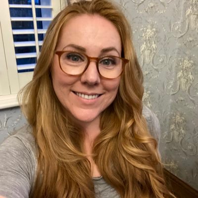 Proud Mom | Boston Native | live by sea | #futureofwork | Associate CIPD | lover of denim | views are my own | she/her