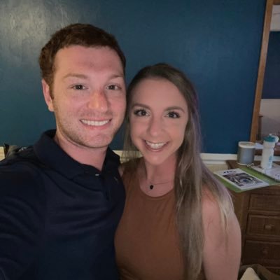 rachelhughesss's profile picture. 