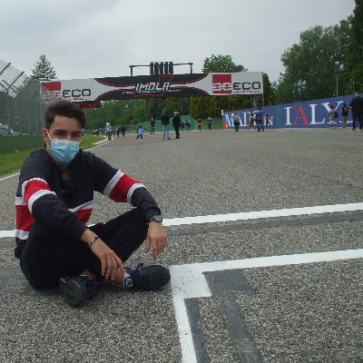 24 y/o from Pescara, Italy. In love with motorsport. Press officer Mattia Bucci. Safe usage of social media