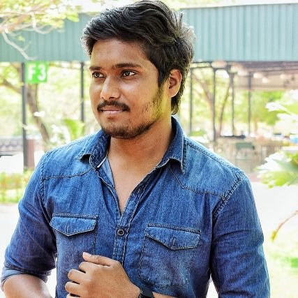 M-Tech Software Engineering@VIT 
Loves To Play FootBall ⚽
Bikeholic 🏍