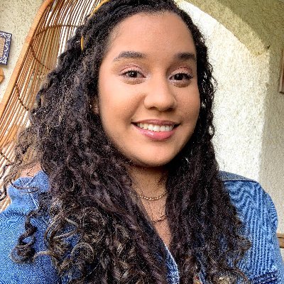 DaniSalermi's profile picture. Frontend engineer at @CornershopChile! Married to @hpineroo. I like ride my bike, design and lettering.
I'm morning person☀️