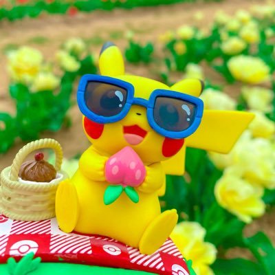 thefunkomom's profile picture. 👑 ᖴᑌᑎKO ᑕOᒪᒪEᑕTOᖇ 👑 💖Disney, Pokémon, Marvel, HP💖 ⚡️Pikachu is my spirit animal⚡️ ✨LoungeFly is my jam✨ IG: Thefunkomom 🌸