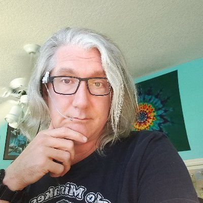 Beneficiary of white privilege, Ed Burns is a software stylist, speaker, and author, currently working in the server side Java space. (he/him)