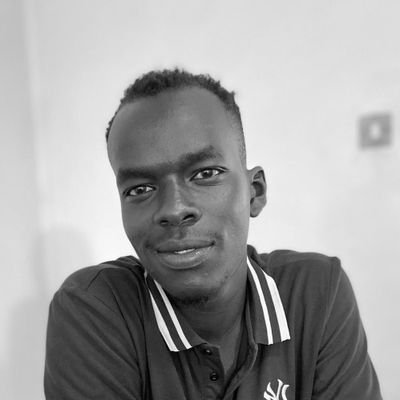 FelixLabeja's profile picture. just passing through these streets