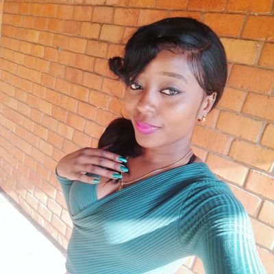 LisaTZiv's profile picture. Daughter of  YAHWEH ♡ |Development Analyst| front- end programmer |Book editor|musical genius/copywriter/ amateur /marketer/voice actor🤔