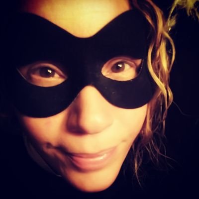 curly_shoe's profile picture. Costuming fan. No idea how to adult. G+ refugee.