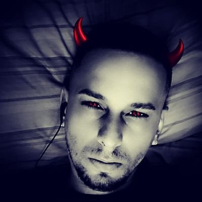 A life spent making mistakes is not only more honorable, but more useful than a life spent doing nothing.
Instagram: PrinceTwigs
#smokeweed #work n #android