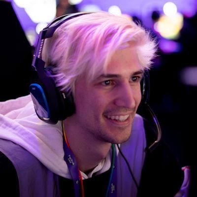 Is xQc streaming variety today?