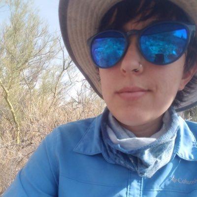 antrozouss's profile picture. Freelance Digital Artist🐦 BS in Wildlife Conservation & Management from UA 🐈🌵Sciart 🐁🏜️