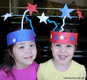 Teaching Tiny Tots is a resource providing kids crafts, recipes, party ideas, holiday crafts and recipes, math and science activities.