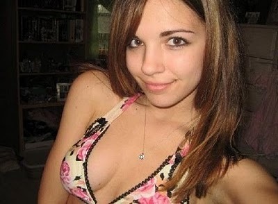 21 year old single, spending some time on twitter. Follow me and I #InstantFollowBack !