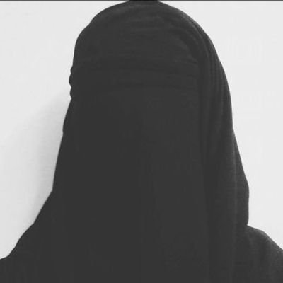 yazdıkları, çizdikleri, düşündükleri başkalarını hiç ilgilendirmeyen bir profil