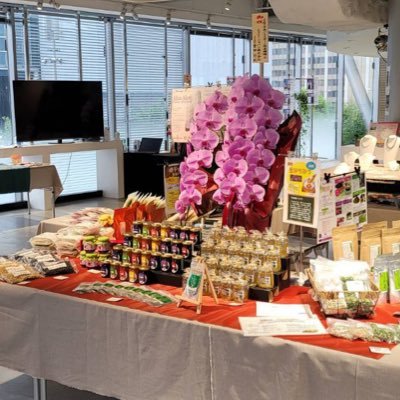 _apspj_'s profile picture. JR東日本、JR東日本クロスステーションの協力、および公益社団法人経済同友会の後援のもと、東京駅八重洲口にウェルネスステーション東京2021を開設→2021.9終了しました🌸 障がい者の「働き方改革」、健康増進（パラスポーツサポーターを増やす）と就労自立（全国の障がい者就労支援施設）を応援！フォローお待ちしています！