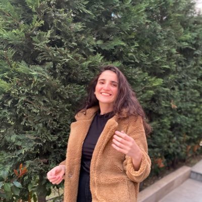 caglabetulsezer's profile picture. 