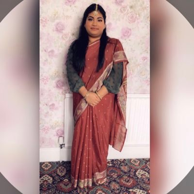 Only here for Shreya Ghoshal 💕💕💕She is my inspiration 😍😍😍