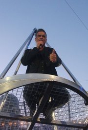 thatlldingledan's profile picture. imagine this says something really more interesting than wayne rocketts