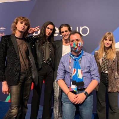 EnricoPicciolo's profile picture. Keyboard player, composer/arranger, music blogger 🇮🇹🇩🇪🇷🇺