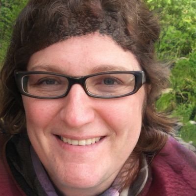 DoloresFuer's profile picture. Mujer, Madre, feminista orgullosa de pertenecer a Podemos. Anti-facha, Nazis a las cunetas. Bisexual empoderada. El rosa me deprime.