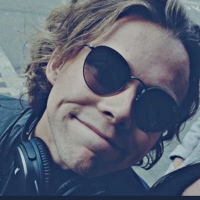 Buscando personas a las que les guste Tokio Debunker / One Piece / Haikyuu/ Banana Fish/ etc etc