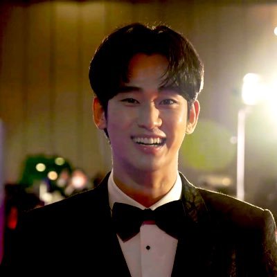 KSHHolicManiac's profile picture. dreamy lucky 💥💃🥰🎊