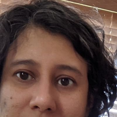 Scientist🧬. Also 🚶‍♀️🚴‍♀️🚌 🥾📚 🔰🚰 She/her. Personal account. Find me at https://t.co/Ki59n038hI