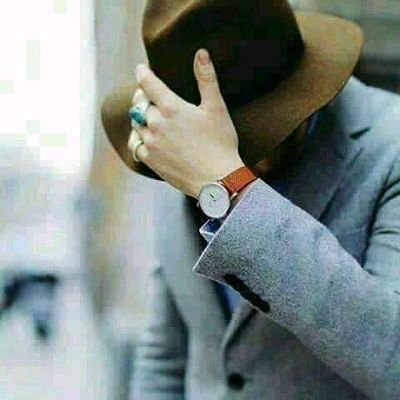 اخبروهم أن الشجاعة تولد ولاتكتسب،، والخيانة صفة
الجبناء فالرجولة لها معادنها ....🤛🤙🤜🦅✍️