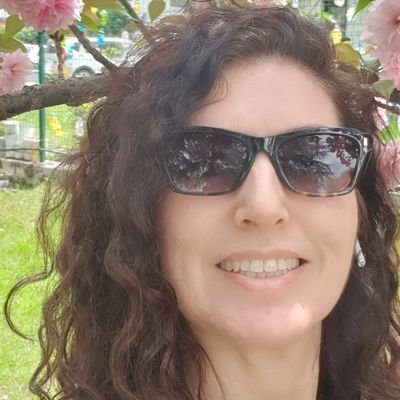 cakitr's profile picture. 