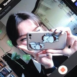 _anime_thighs_'s profile picture. (bi)odegradable