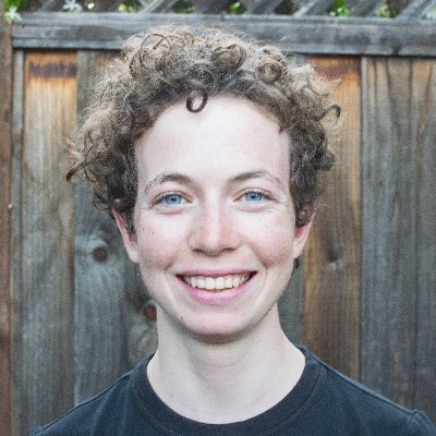 doctoral candidate @molbcu studying the molecular determinants of RNA localization | big fan of structure-function relationships | @UCSB_CCS alum | they/them