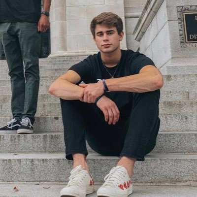 Jbf2four's profile picture. my last name has an e at the end it just won’t fit // Raleigh