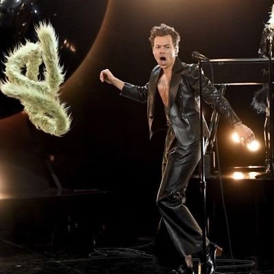 HarrySt52682935's profile picture. Fan account for @Harry_Styles| https://t.co/VKMLnA4W85

Treat People With Kindness