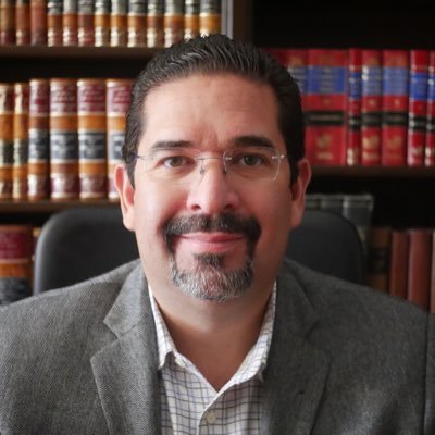 Abogado Minero/Mining Lawyer, Master en Administración Pública y Políticas Públicas