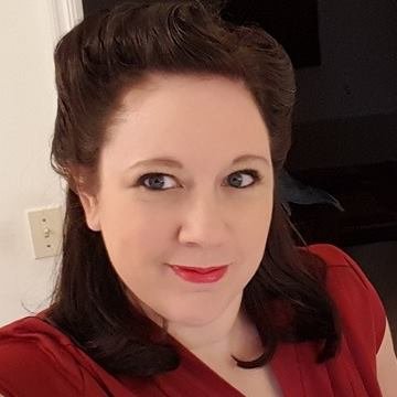 CozyPoppyBanks's profile picture. Author of cozy murder mysteries ... Killing people in the nicest possible way. WIP Sew Dead