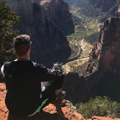 mladenyy's profile picture. 