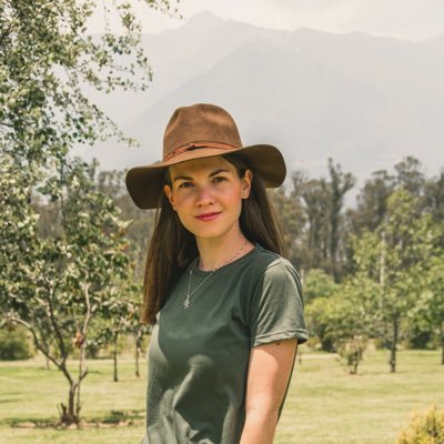 Helping women create a Healthy Lifestyle that makes them happy 🌿 Sharing tips on Growth Mindset, Self-Care, Mindfulness, and Intentional Living