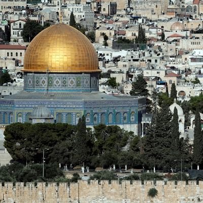 عن الفائدة نبحث
و عن الدين ندافع
(اللهم إنا مغلوبون فانتصر )