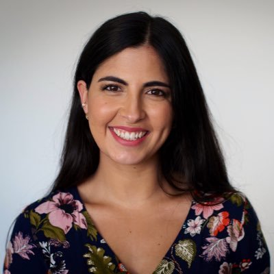 Coordinadora en @ComunicacionUM. Comunicación estratégica en @Signo_uy. Magíster en Dirección de Comunicación y posgrado en Com. Política. Hincha de Peñarol.